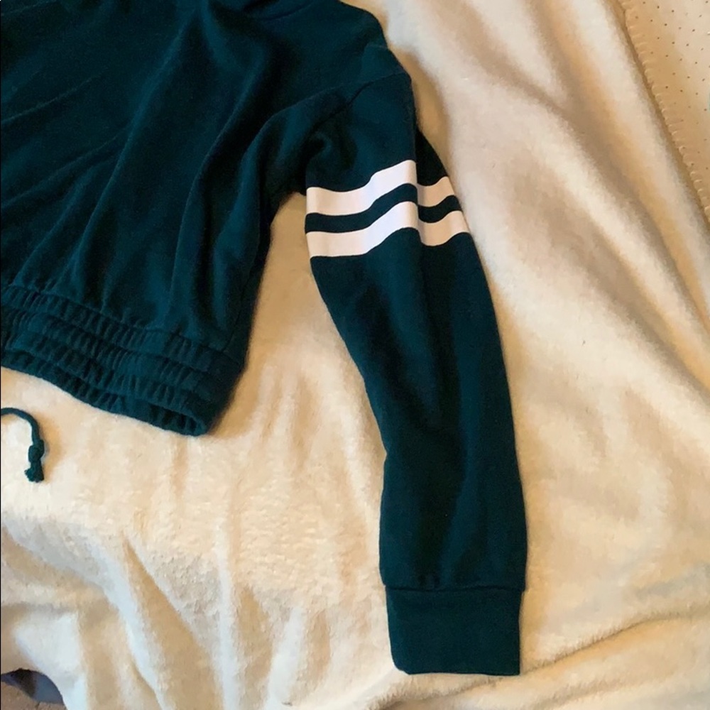 Cropped hoodie - Picture 2 of 3